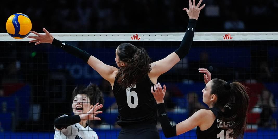 Tatuagem de Melissa Vargas e Zehra Güneş