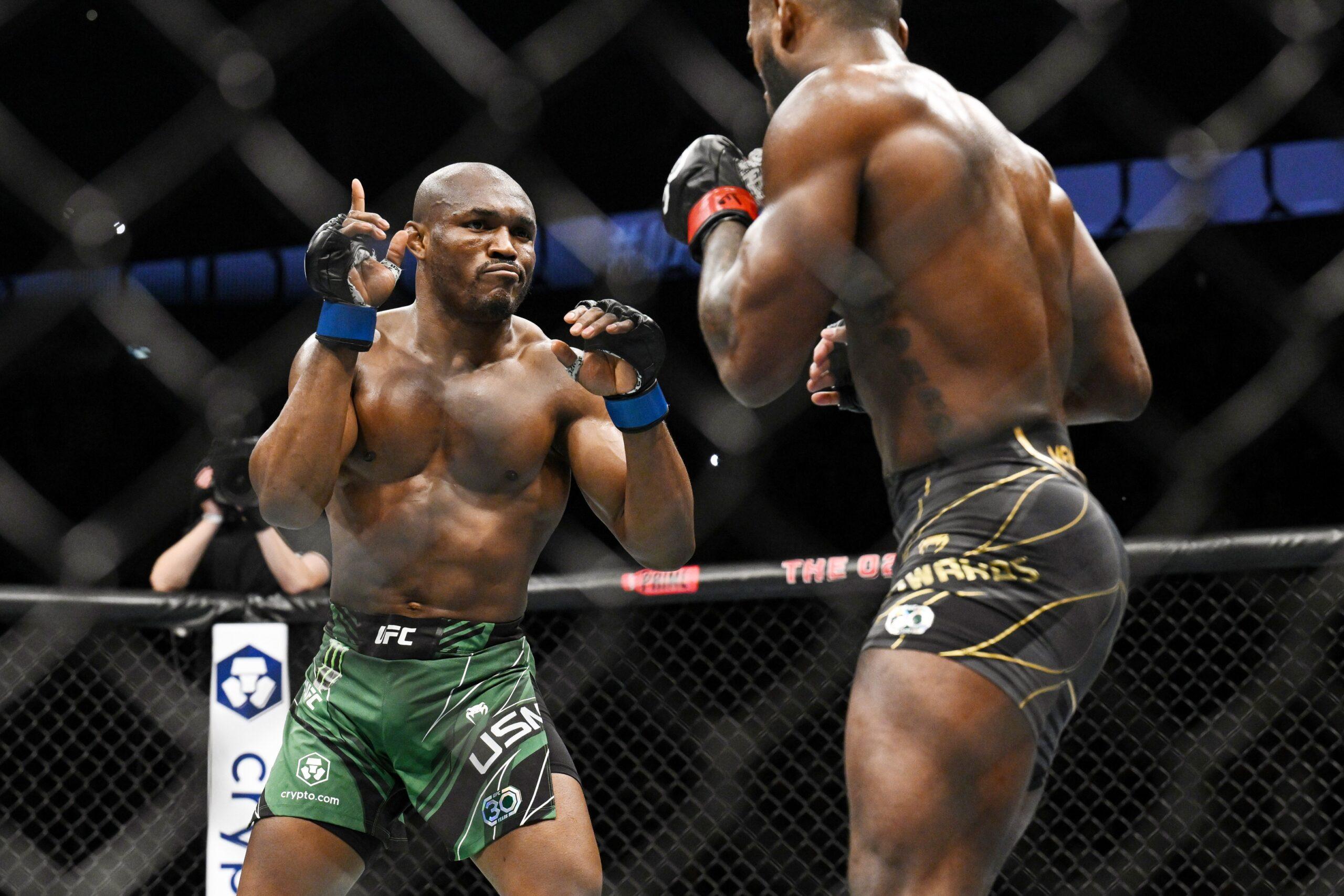 Kamaru Usman lutando contra Leon Edwards no UFC 286