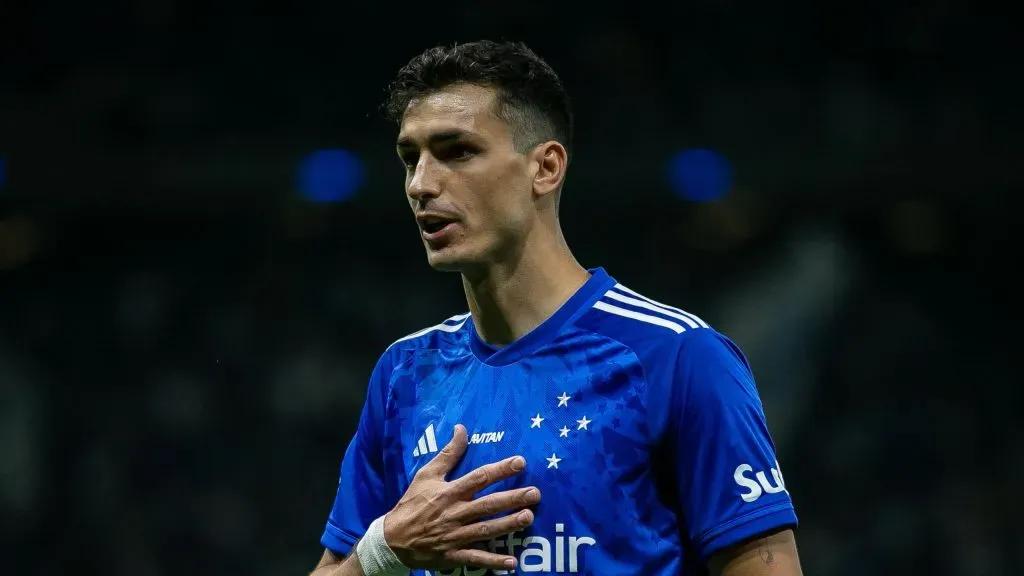 Juan Dinenno, centroavante marcado pela fase atual no Cruzeiro