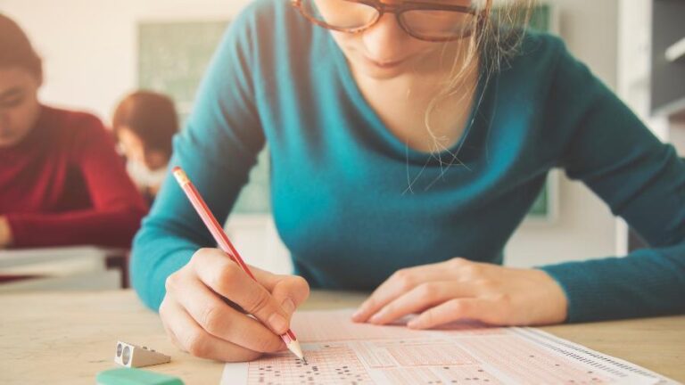 Governo Federal Anuncia Novos Concursos Públicos e Desafios Orçamentários