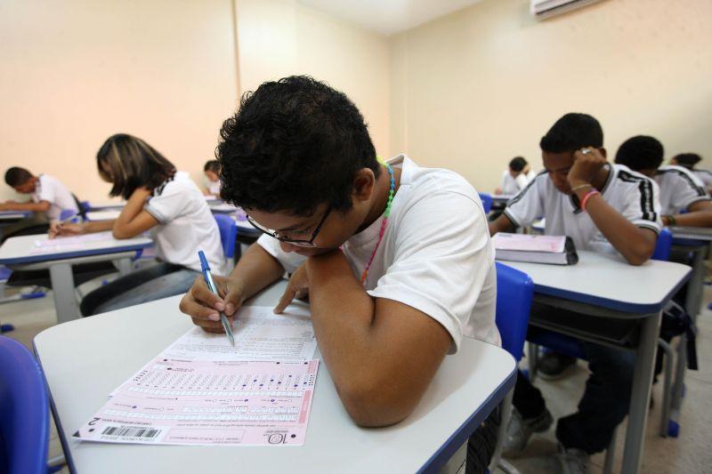 Estudante em dia de provas da Obmep.