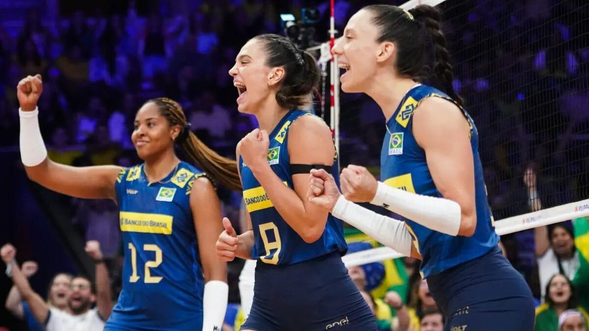 Julia Kudiess vibra na vitória do Brasil