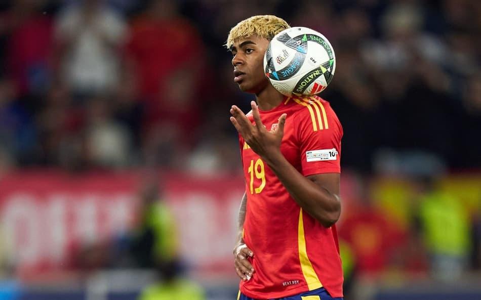 Lamine Yamal, destaque da Espanha e o jogador mais caro da final da UEFA Nations League