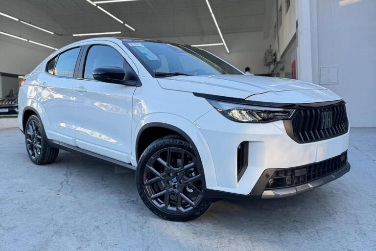 Fiat Fastback 2026: Novo Design e Recursos Atualizados Chegam ao Brasil