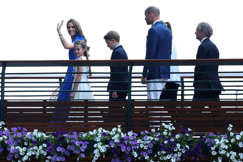 Princesa Kate e Príncipe William chegam ao complexo de Wimbledon para a final masculina