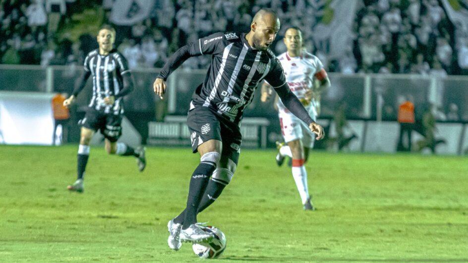 Figueirense vai em busca de uma vitória