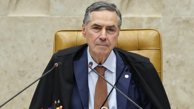 Ministro Barroso Deixa os EUA Antes de Revogação de Visto