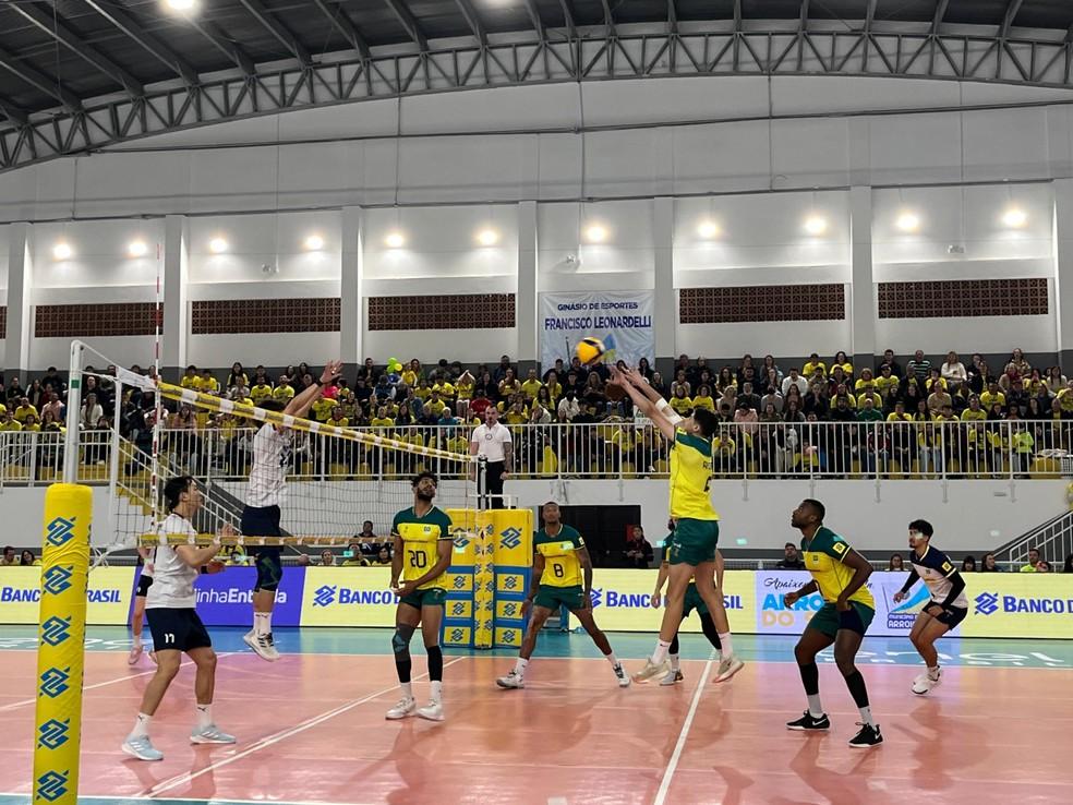 Seleção Brasileira de Novos em amistoso no Sul de Santa Catarina