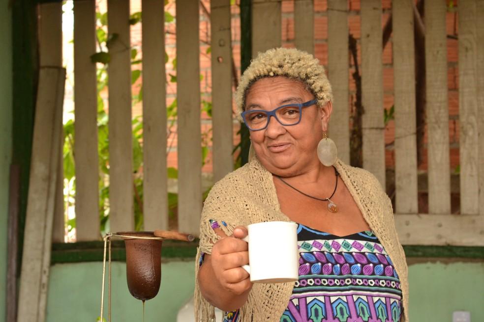 Dona Jacira e sua autobiografia