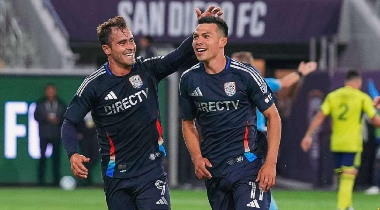 Chucky Lozano se Emociona al Enfrentar a su Ex-Equipo