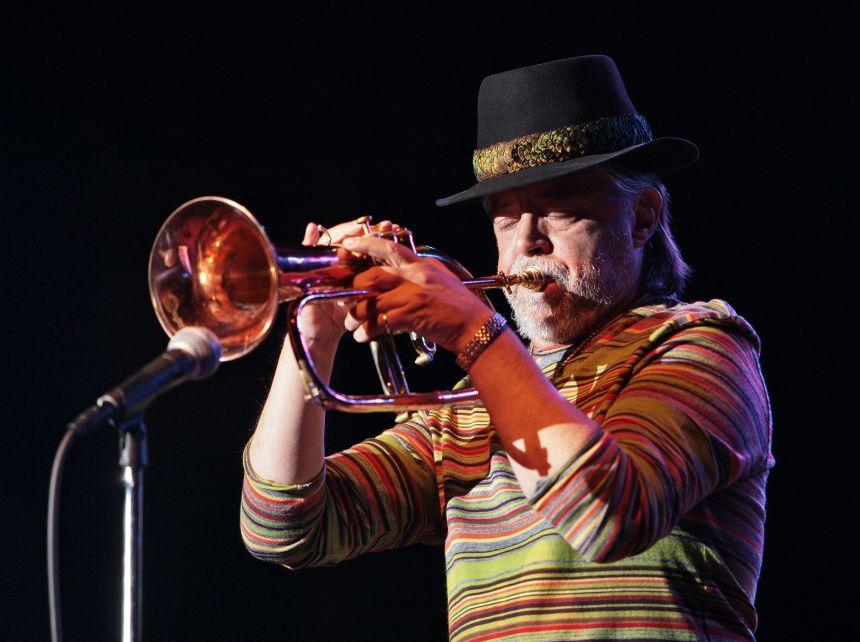 Chuck Mangione em uma performance