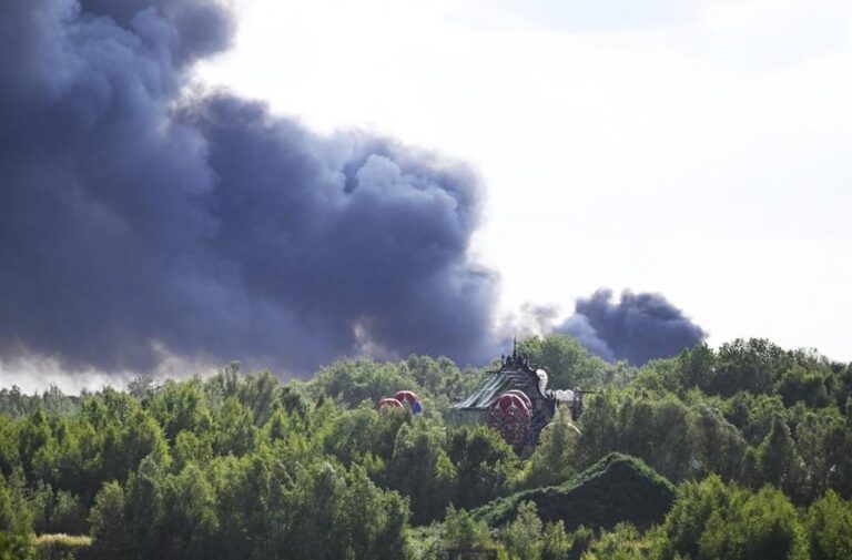 Incêndio Destrói Palco Principal do Tomorrowland na Bélgica
