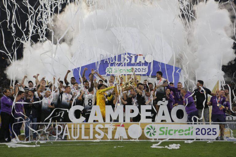 Todos os títulos do Corinthians na história.