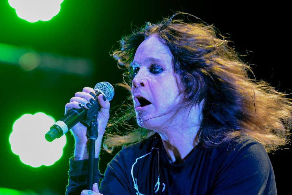Ozzy canta com o Black Sabbath em São Paulo, em show para 70 mil pessoas, em outubro de 2013