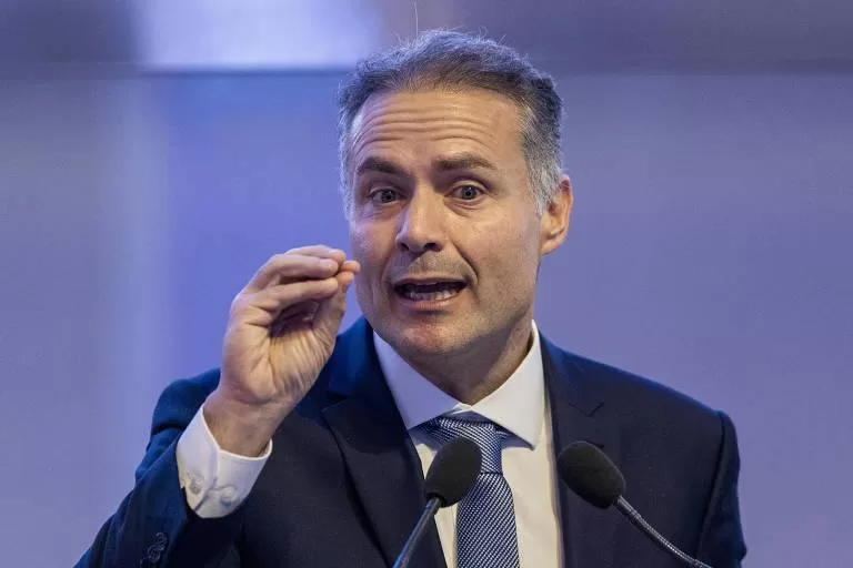 Governo Lula Estuda Eliminar Obrigatoriedade de Autoescola para CNH