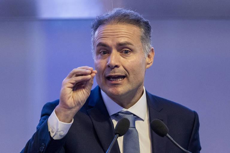 Ministro Renan Filho durante anúncio sobre mudanças na CNH