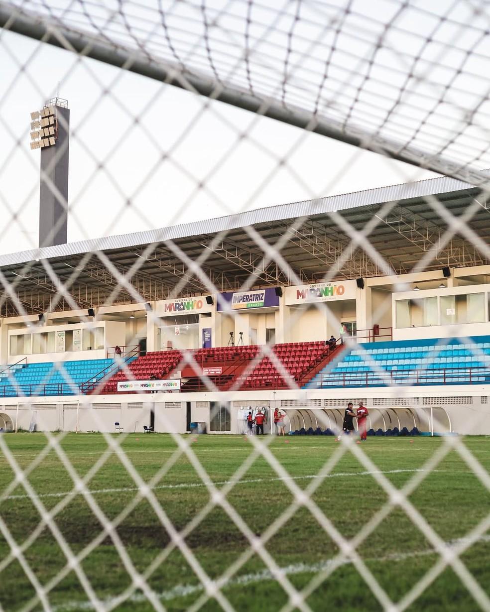 Estádio Frei Epifânio da Abadia em Imperatriz