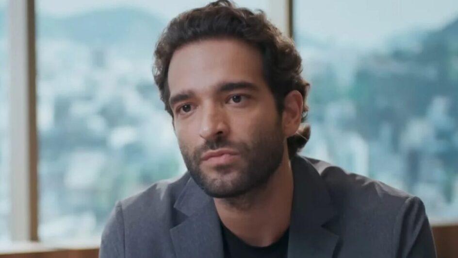 Afonso descobre que está com doença grave em Vale Tudo