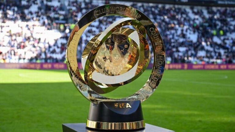 Wimbledon 2025: Alcaraz e Sinner se enfrentam em final histórica com premiações recordes