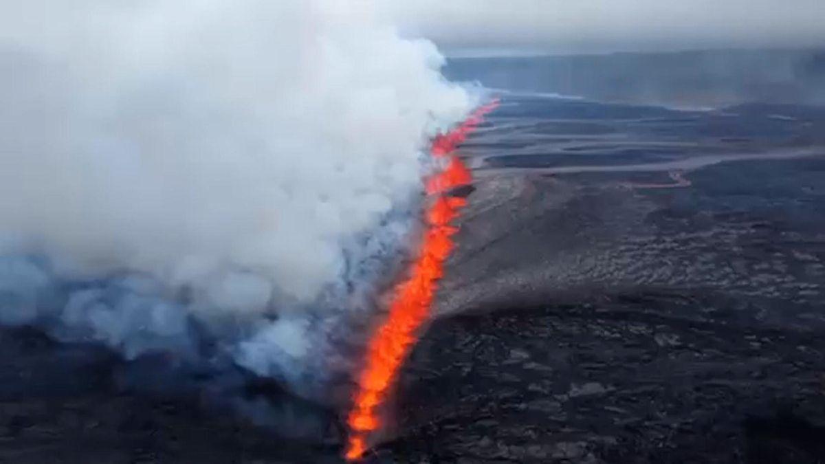 Volcão em erupção na Islândia