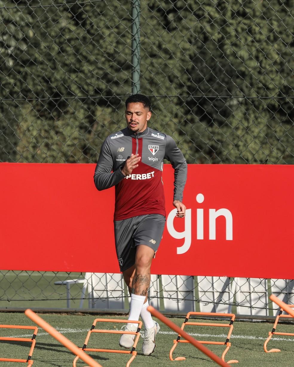 Luciano em treino do São Paulo