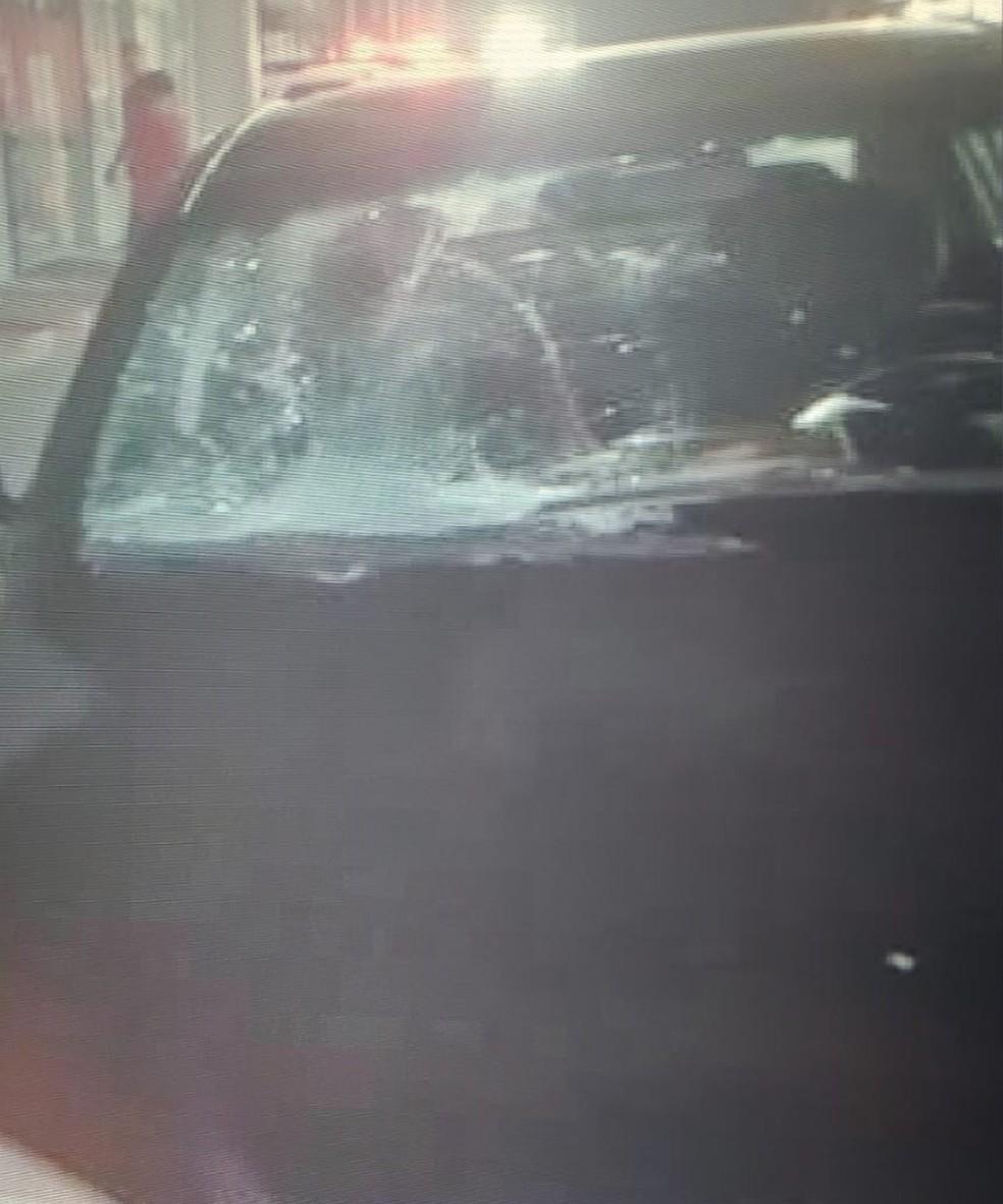 Carro atropelou pedestre na Avenida Brasil, em Presidente Prudente (SP) — Foto: Polícia Civil