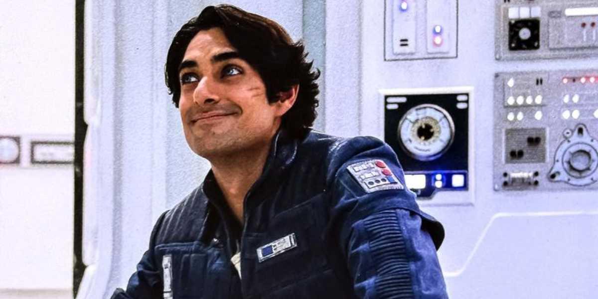 Eman Esfandi como Ezra Bridger em 'Ahsoka' Season 2