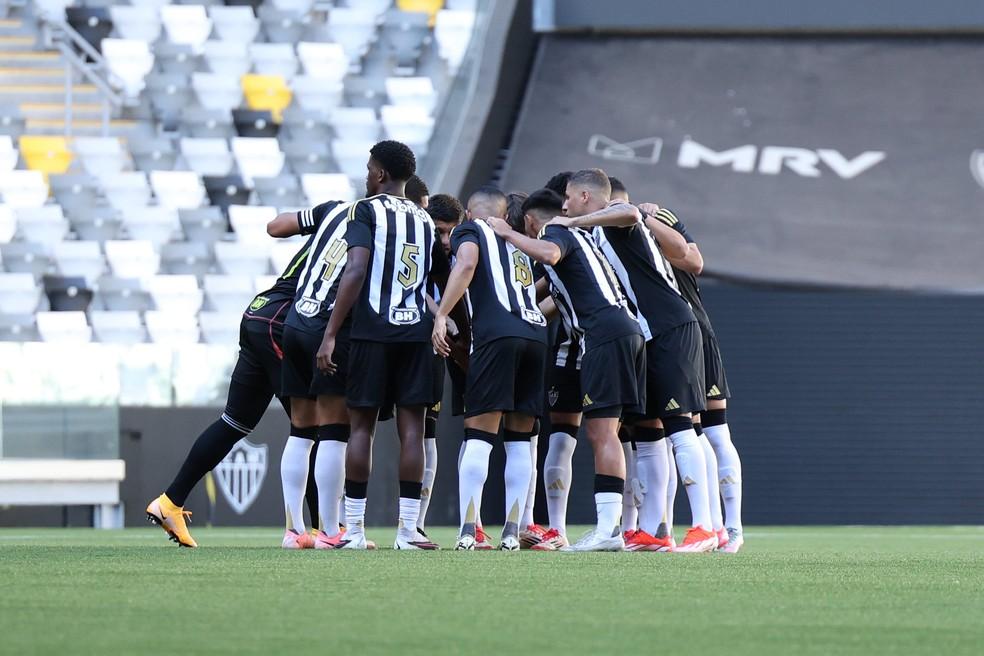 Uniforme Manchester City - Mundial