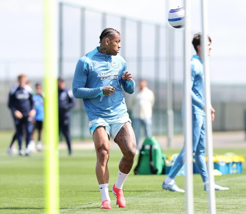 Alvo da Real Sociedad, Igor Julio em treino pelo Brighton