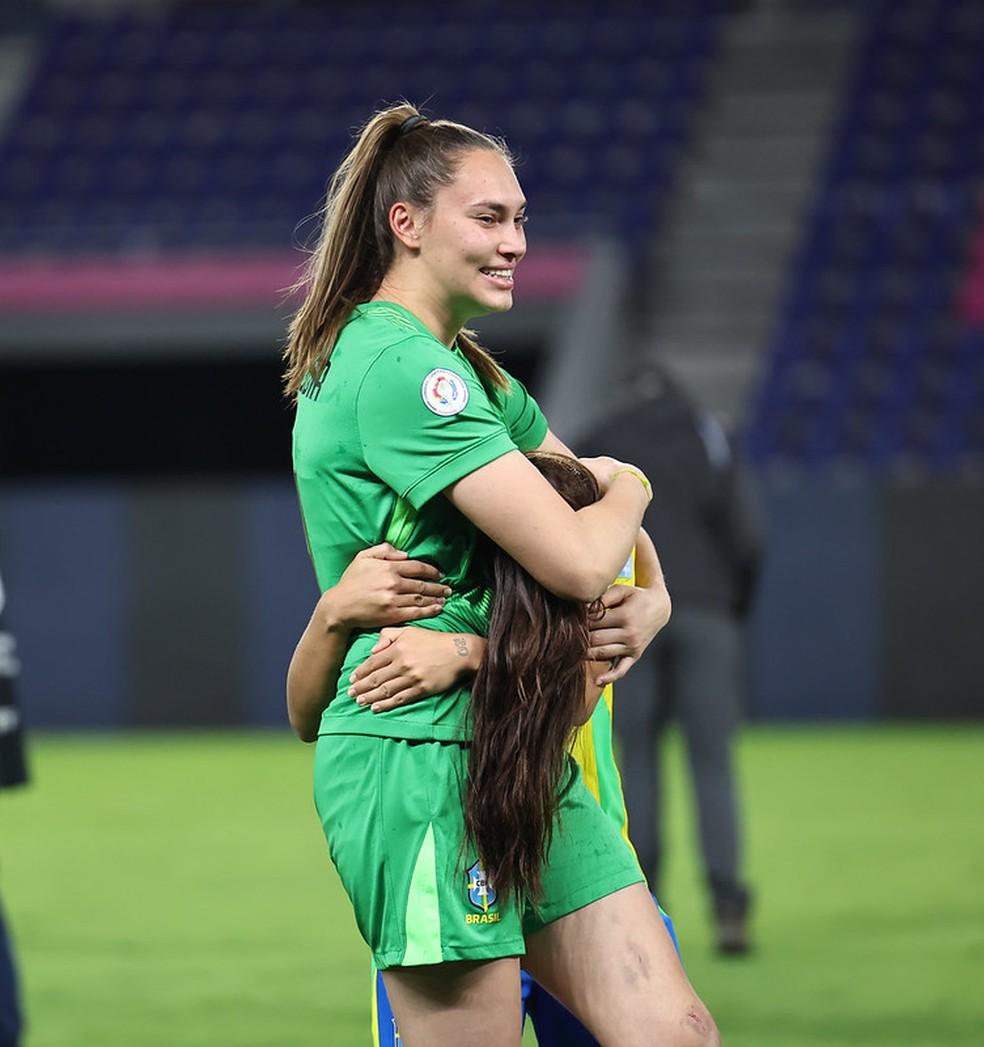 Cláudia em Brasil x Colômbia pela Copa América Feminina