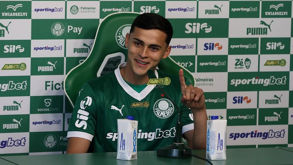 Ramón Sosa em apresentação no Palmeiras