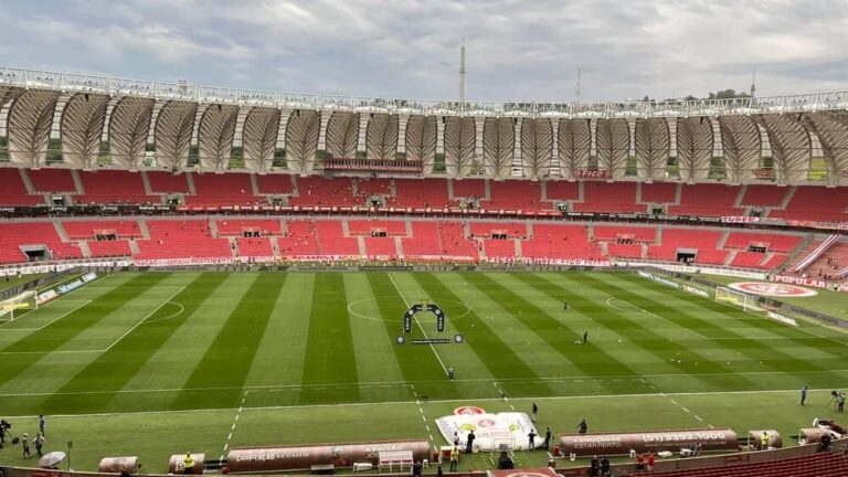 Internacional ironiza suposta traição de jogadores com filha de empresário