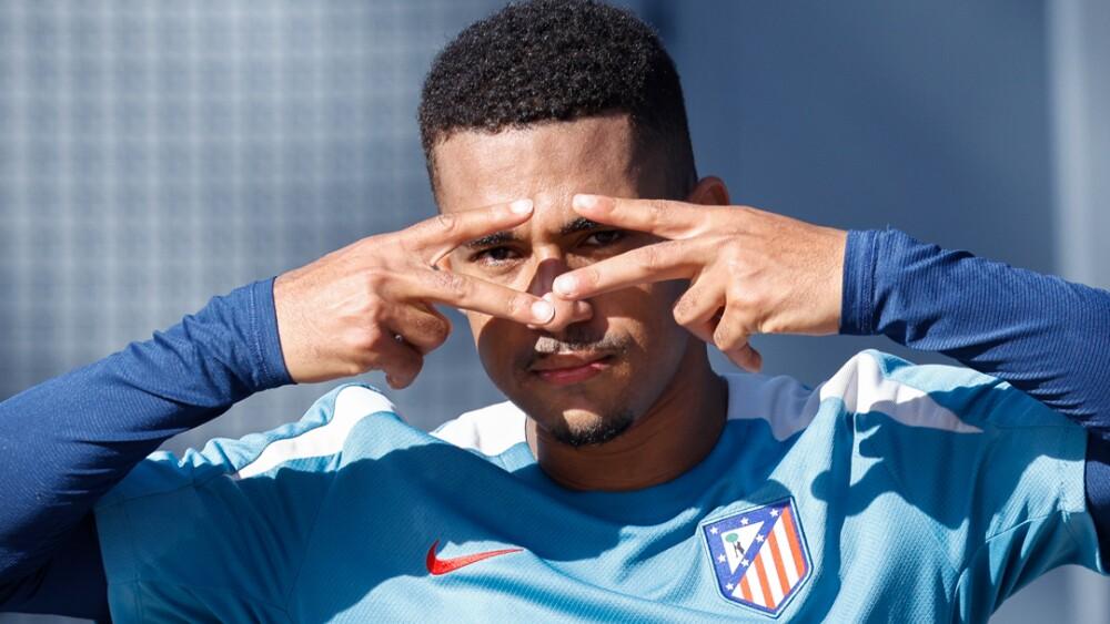 Samuel Lino durante treino do Atlético de Madrid