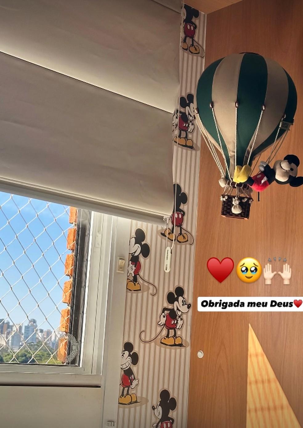 Dani Calabresa compartilha clique de quarto do filho