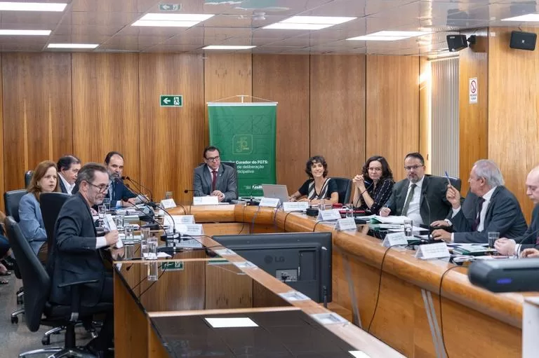 FGTS Distribuirá R$ 12,9 Bilhões a Trabalhadores em Agosto