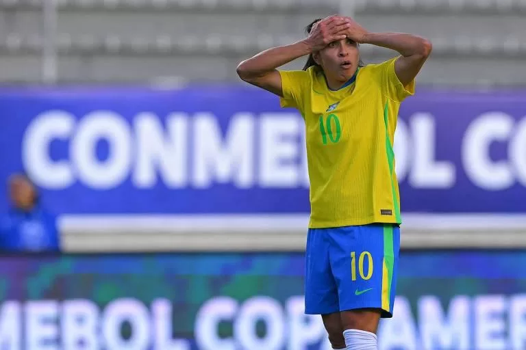 Jogadoras da Seleção Brasileira Denunciam Abandono na Copa América Feminina