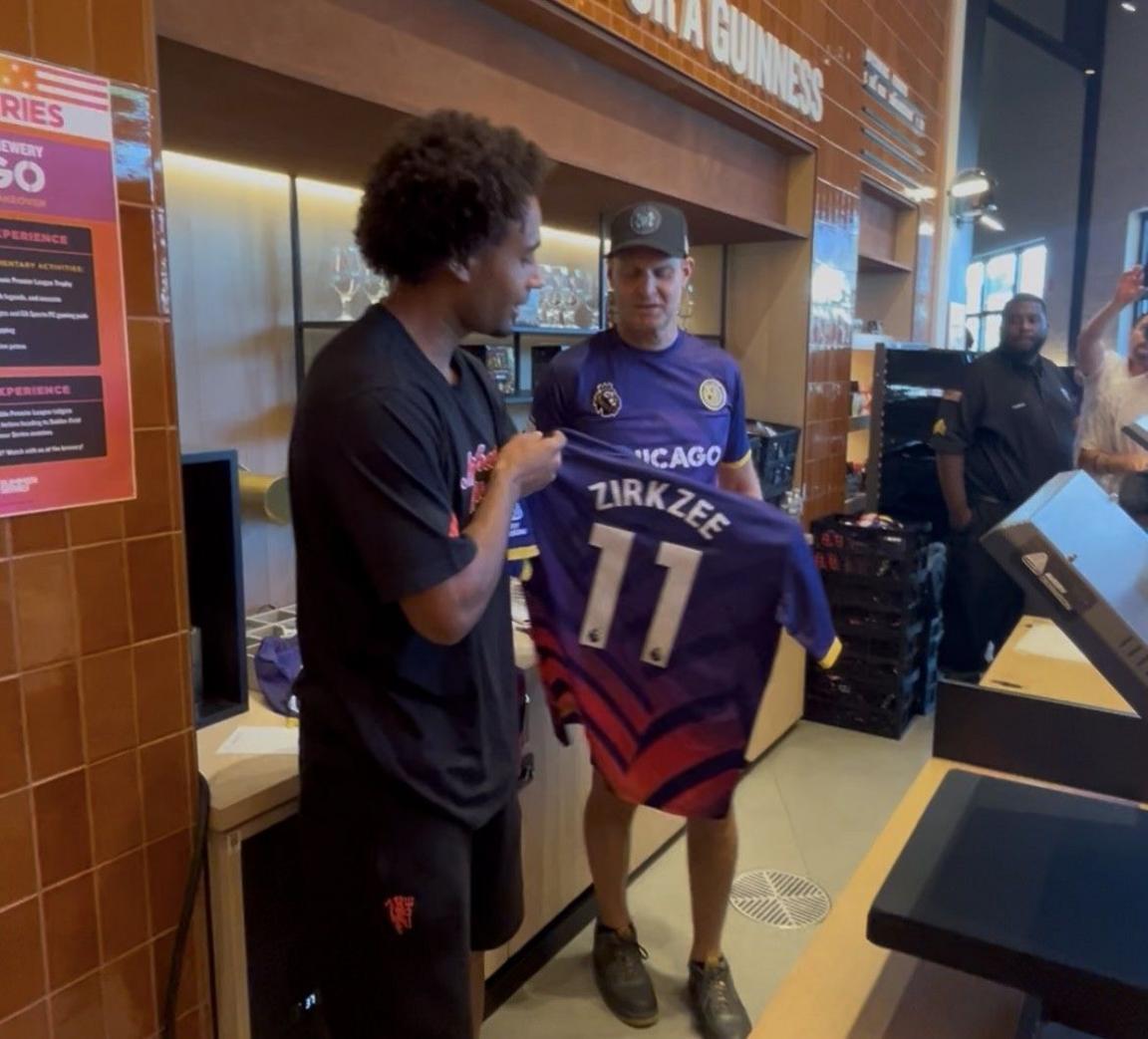 Atacante do Manchester United, Joshua Zirkzee.