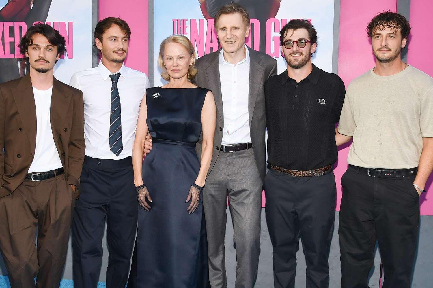 Elenco de The Naked Gun na Premiere