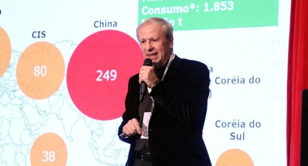 Sérgio Leite palestrou no evento Conexão Empresarial Anual 2025.