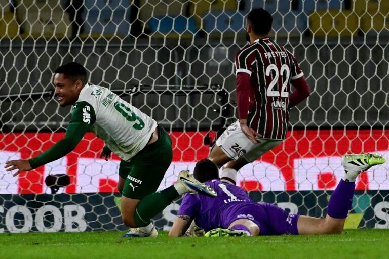 Fluminense Enfrenta Queda Técnica Sem Jhon Arias e Busca Reposição Urgente