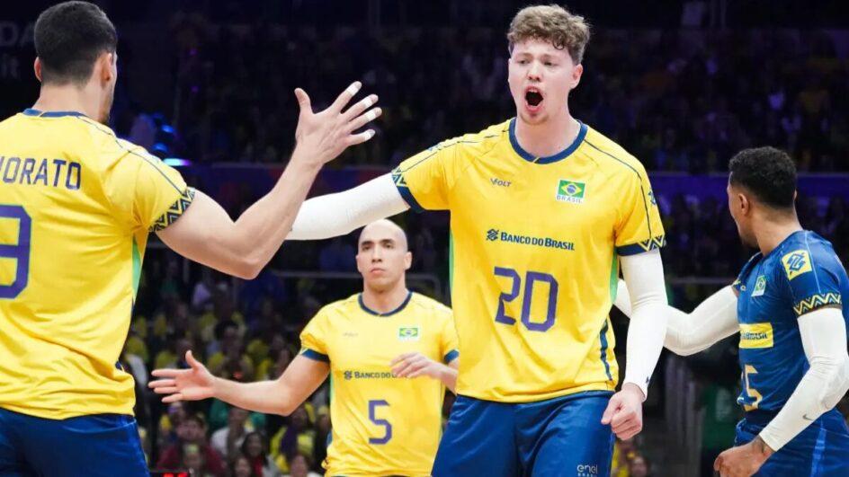 Lukas atua com a camisa 20 pelo Brasil