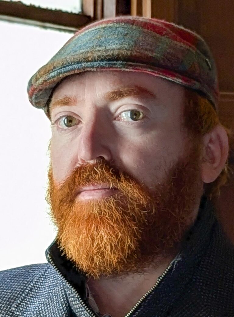 Campanha da American Eagle em parceria com Sydney Sweeney gera aumento significativo nas ações