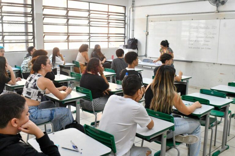 Inscrições Abertas para a Prova Nacional Docente: Oportunidades e Desafios para Professores