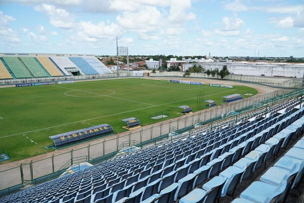 Estádio Domingão recebe Floresta e Tombense neste domingo
