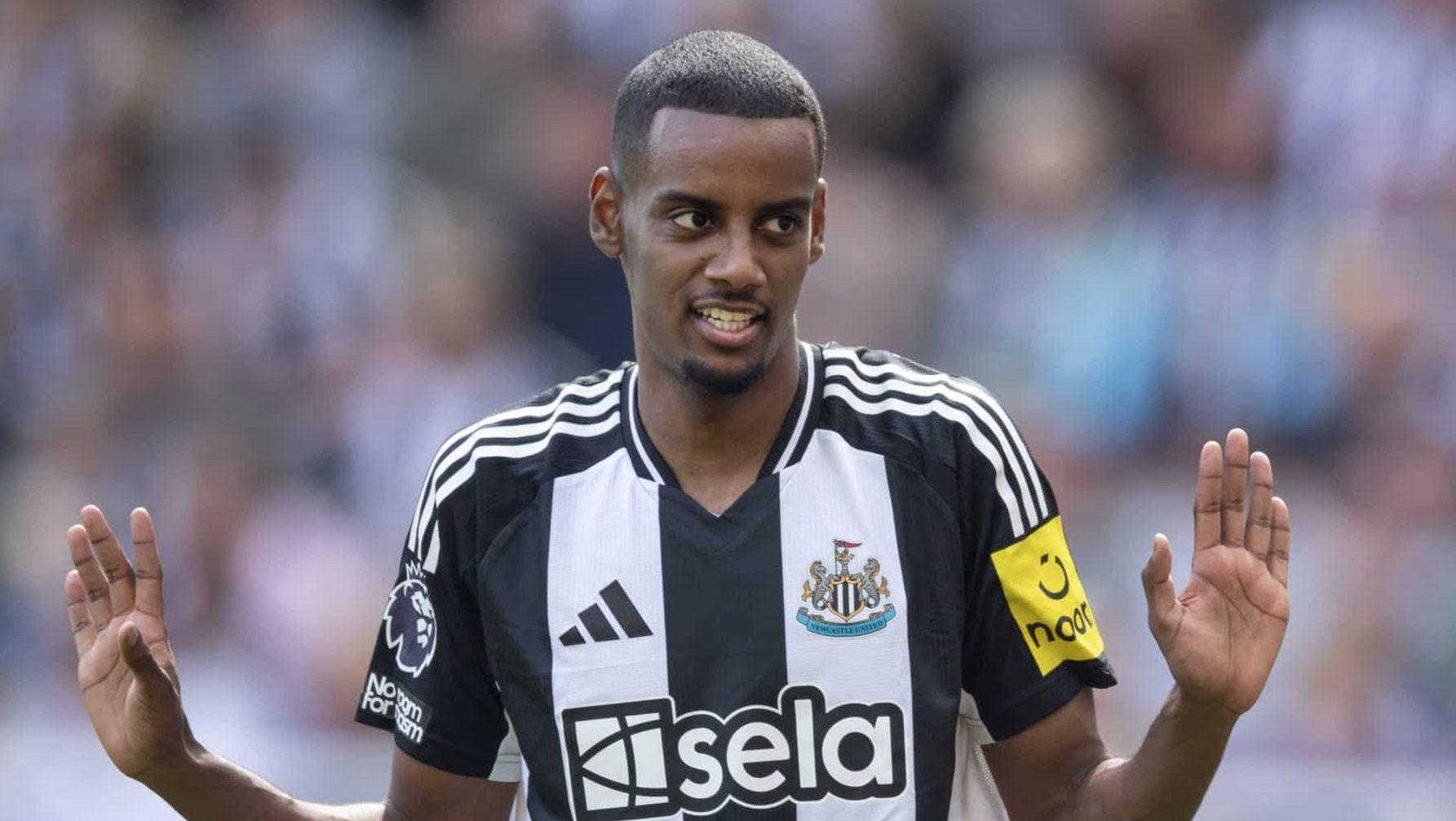 Isak pode sabotar treinos no Newcastle para ir para o Liverpool