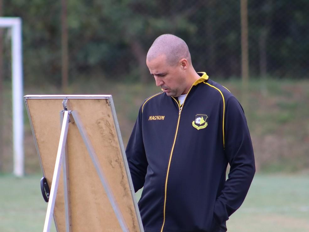 Ricardo Catalá, técnico do São Bernardo