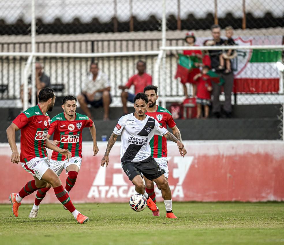 Mixto venceu a Portuguesa-SP por 1 a 0