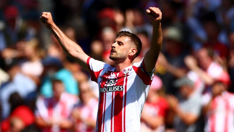 Southampton Vira o Jogo Contra o Wrexham em Dramática Estreia na Championship