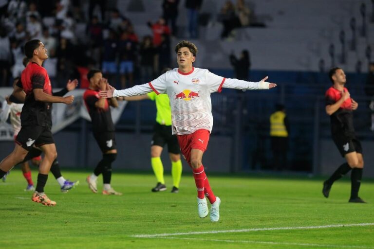 Final do Brasileiro Sub-20: Bragantino e Palmeiras se enfrentam no primeiro jogo decisivo