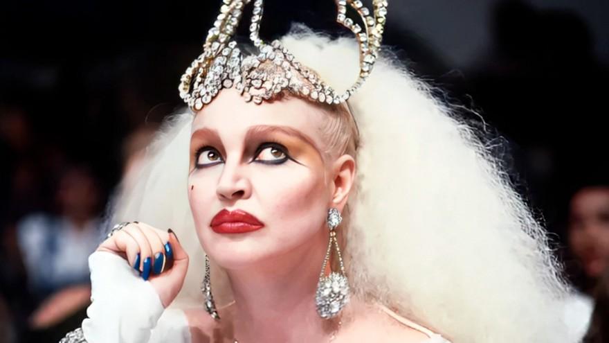 Mara Maravilha provoca Nelson Rubens em especial do Show de Calouros